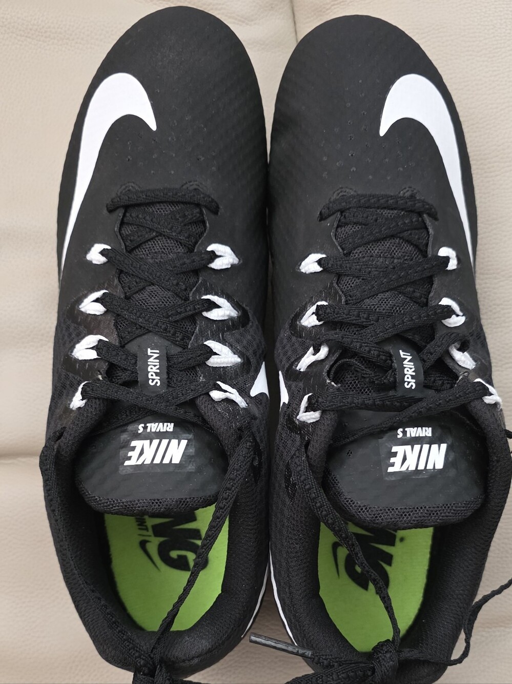 Nike Black and White Sprint Men’s Running Shoes